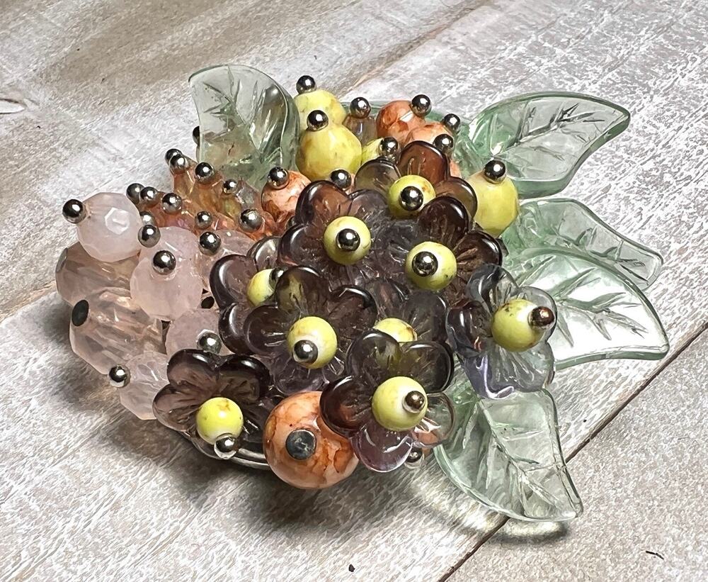 Vintage Glass Cluster Flower Bead Silver Tone Pin Brooch